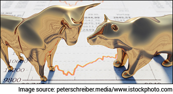 Sensex Today Recovers 600 Points from Days Low | SpiceJet Surges 7% | HUL & Infosys Top Gainers